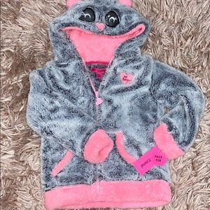 Betsey Johnson fuzzy hoodie jacket size 4/5- new